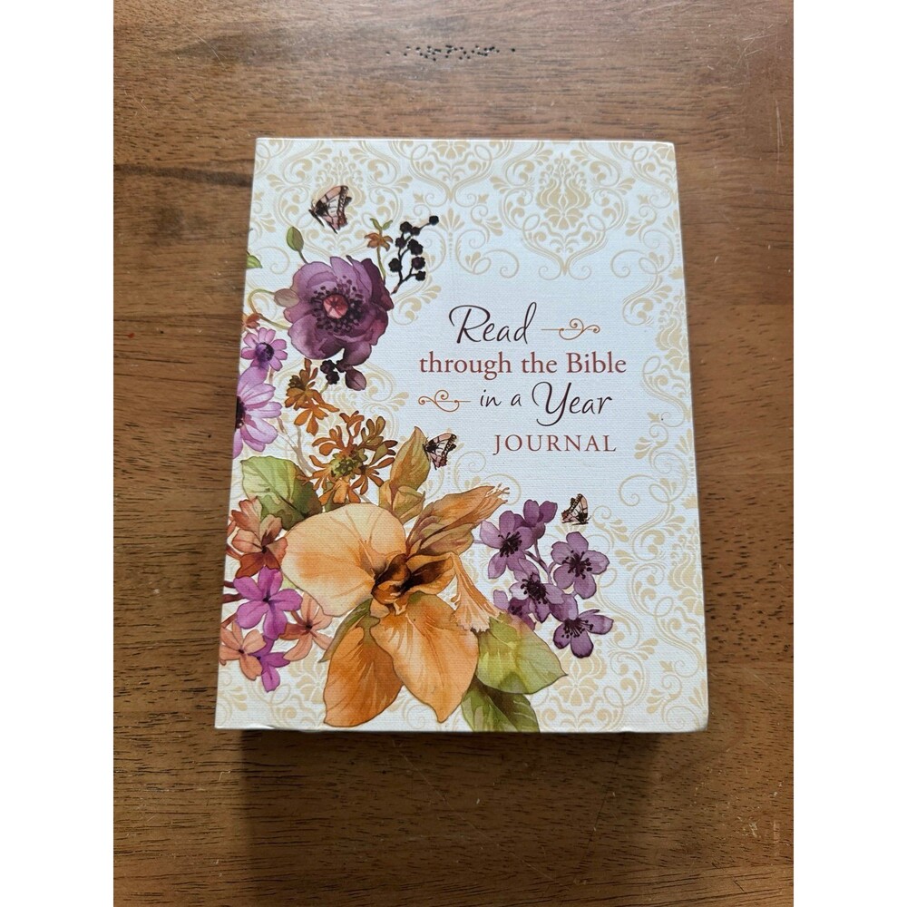 Read Through the Bible in a Year Journal by Emily Marsh paperback